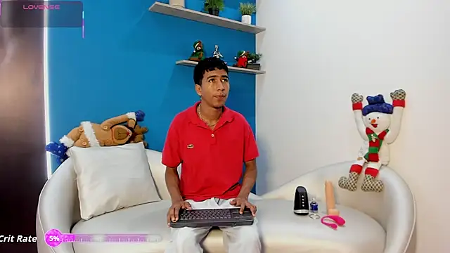 Snapshot of ender_h0t chatting on December 14, 8:36 pm ender h0t online show from December 14, 8:36 pm