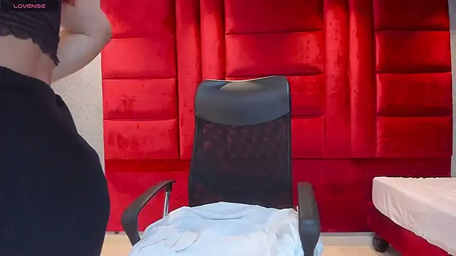 VictoriaFerro online show from December 4, 2:27 pm