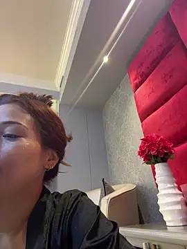 Snapshot of VictoriaFerro chatting on July 14, 1:50 pm VictoriaFerro online show from July 14, 1:50 pm