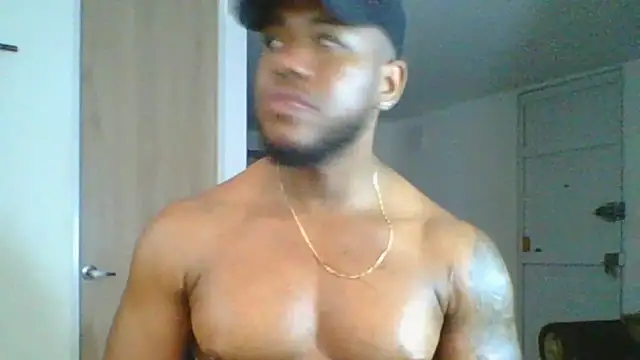 Snapshot of BenjaminCol_ chatting on November 25, 4:24 am BenjaminCol online show from November 25, 4:24 am