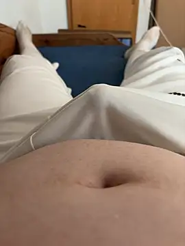 f3l1xxx69 online show from May 27, 1:18 pm