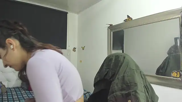 Snapshot of evelynesex chatting on October 10, 2:23 am evelynesex online show from October 10, 2:23 am