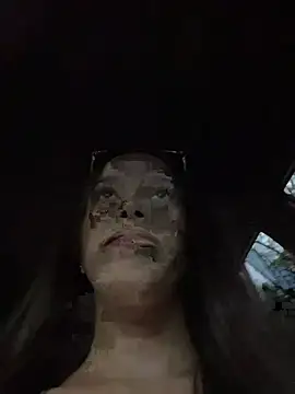Snapshot of alysa_g_ chatting on June 4, 10:14 pm alysa g online show from June 4, 10:14 pm