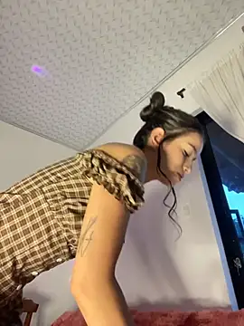 alysa g  online show from May 6, 11:09 pm