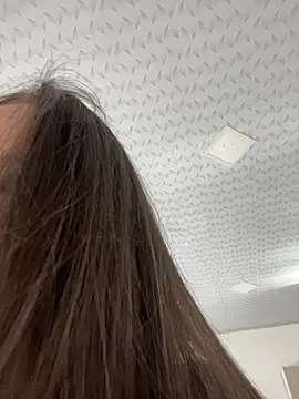 alysa g  online show from February 12, 9:25 pm