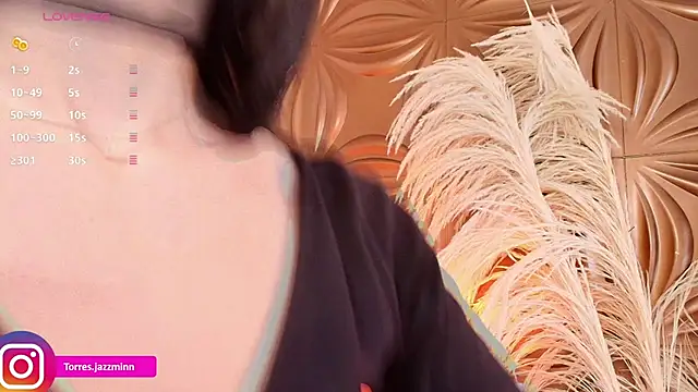 Snapshot of Jazmintorress chatting on October 7, 1:12 pm Jazmintorress online show from October 7, 1:12 pm