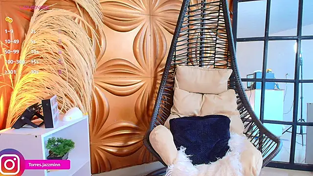 Snapshot of Jazmintorress chatting on September 19, 1:04 pm Jazmintorress online show from September 19, 1:04 pm