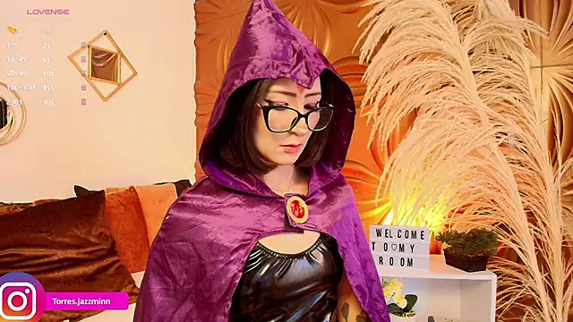 Snapshot of Jazmintorress chatting on October 11, 1:23 pm Jazmintorress online show from October 11, 1:23 pm