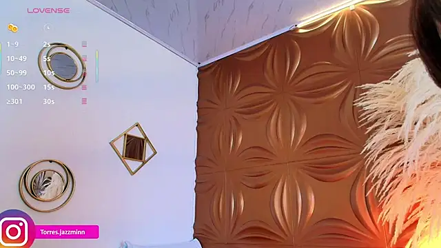 Snapshot of Jazmintorress chatting on September 27, 7:31 pm Jazmintorress online show from September 27, 7:31 pm