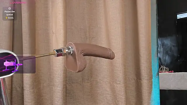 Ibbiie Madison online show from April 15, 5:06 pm