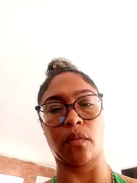 BiiancaEstradaa online show from March 12, 1:59 pm