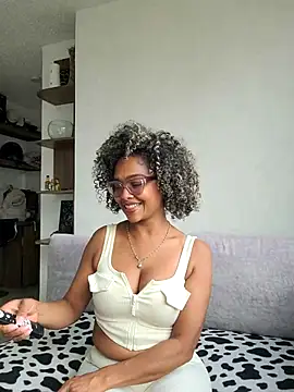BiiancaEstradaa online show from July 6, 9:06 pm
