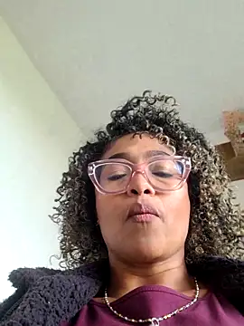 BiiancaEstradaa online show from February 18, 8:49 pm