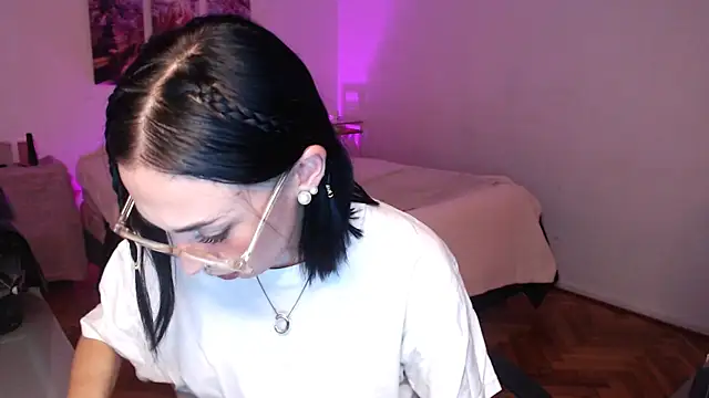 Sofia Amour online show from September 14, 12:11 am