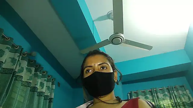 Snapshot of meghbalikargolponoy09 chatting on December 15, 1:22 am meghbalikargolponoy09 online show from December 15, 1:22 am