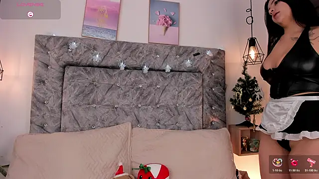 Snapshot of Seraphyne666 chatting on November 22, 7:24 pm Seraphyne666 online show from November 22, 7:24 pm