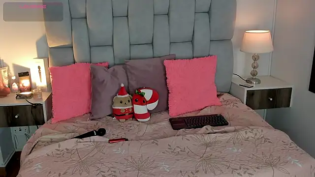 Seraphyne666 online show from January 14, 7:17 pm