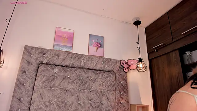 Seraphyne666 online show from January 9, 7:21 pm