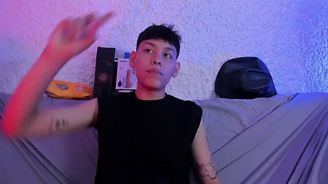 zeus blaze online show from November 14, 7:50 pm