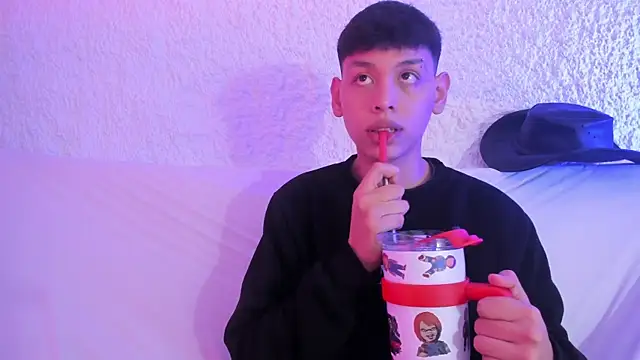 zeus blaze online show from November 7, 8:13 pm