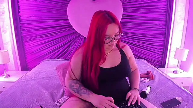 Lushi Love online show from May 15, 3:15 am
