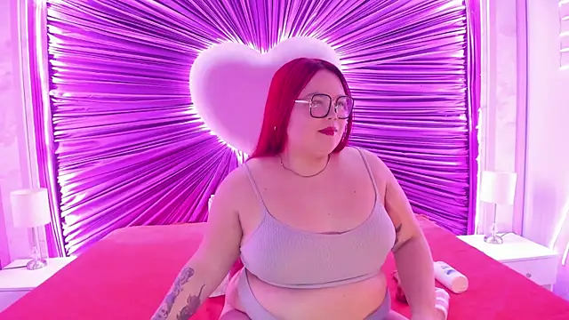 Snapshot of Lushi_Love chatting on July 5, 3:00 am Lushi Love online show from July 5, 3:00 am