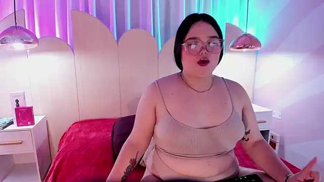 Lushi Love online show from November 9, 10:36 pm