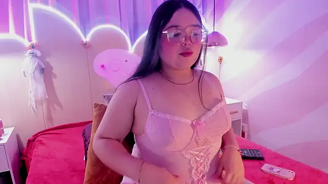 Snapshot of Lushi_Love chatting on October 10, 7:47 pm Lushi Love online show from October 10, 7:47 pm