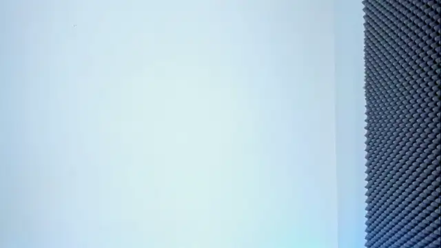 Im naho online show from April 21, 9:10 pm