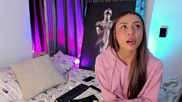 spicy angels  online show from February 25, 12:33 am