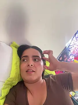 Mia jhoonson online show from May 9, 9:18 pm