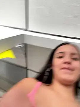 Mia jhoonson online show from January 7, 1:38 pm