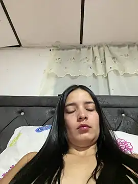 Mia jhoonson online show from December 17, 10:20 am