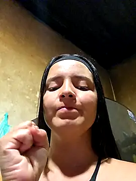 Mia jhoonson online show from July 9, 11:15 pm