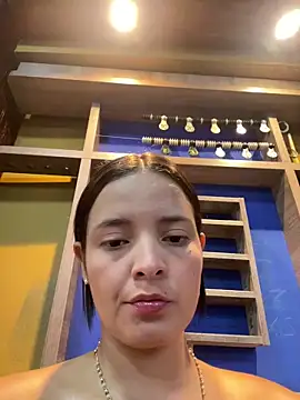 Mia jhoonson online show from March 24, 10:10 pm