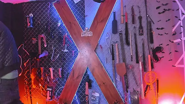 Warick and Aria bdsm  online show from November 22, 9:46 pm