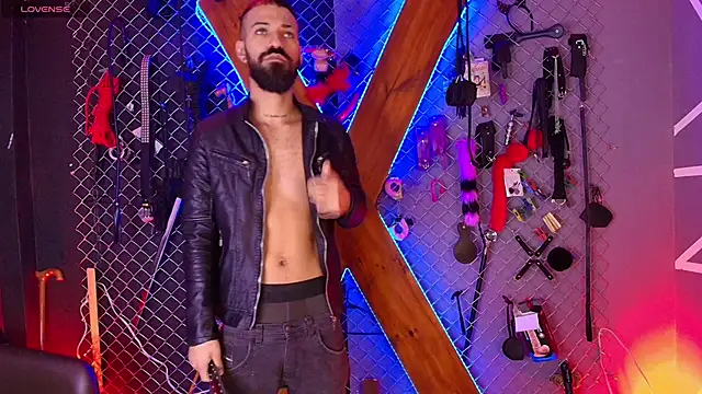 Warick and Aria bdsm  online show from October 31, 7:21 pm