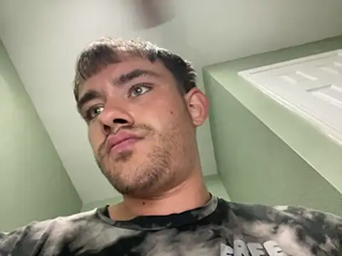 FirstTimeEvr online show from March 22, 8:10 pm