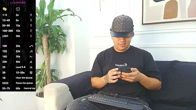 Naim Bennetsex online show from October 10, 6:31 pm