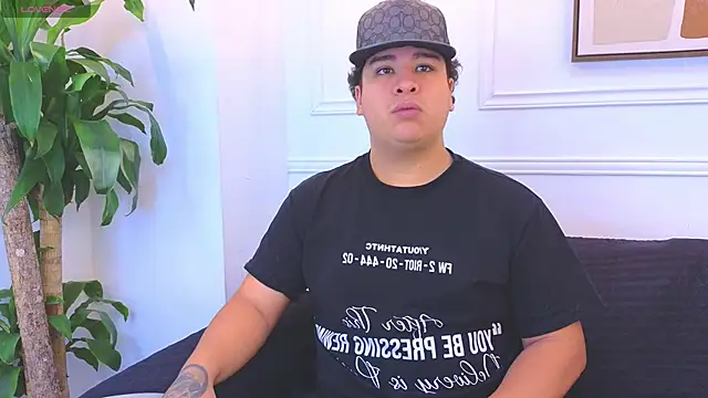 Naim Bennetsex online show from February 17, 6:38 pm