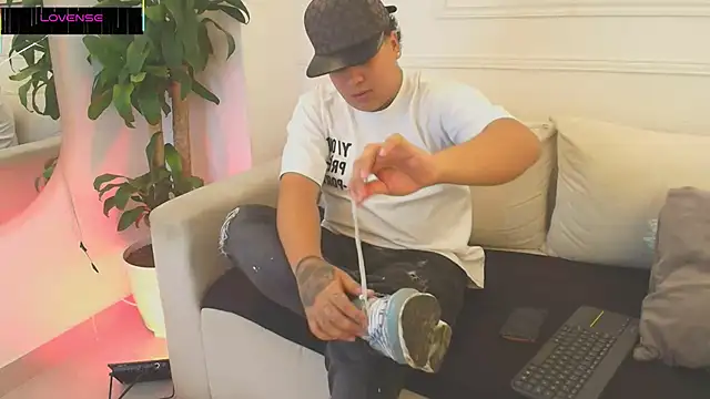 Naim Bennetsex online show from October 25, 6:41 pm