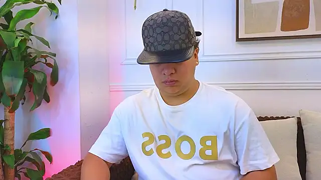 Naim Bennetsex online show from March 18, 6:20 pm