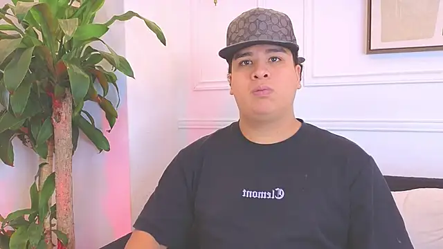 Naim Bennetsex online show from February 26, 2:22 am