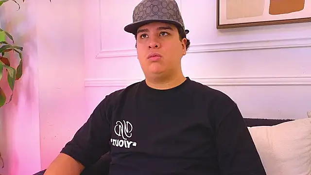 Naim Bennetsex online show from March 14, 6:25 pm