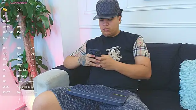 Naim Bennetsex online show from November 25, 6:19 pm