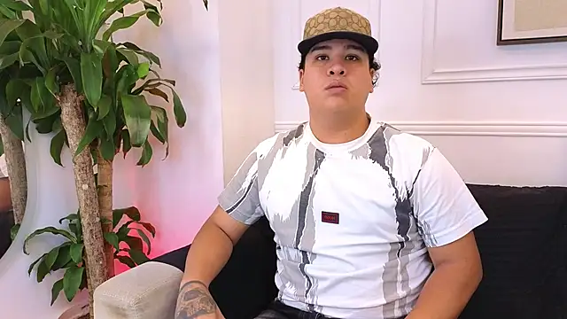 Naim Bennetsex online show from February 10, 5:56 pm