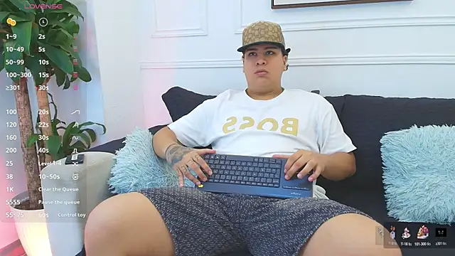 Naim Bennetsex online show from November 26, 6:30 pm