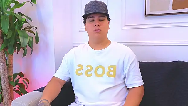 Naim Bennetsex online show from February 11, 6:19 pm