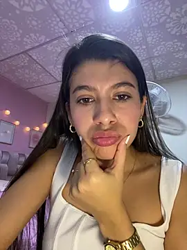 Snapshot of Lenapink19 chatting on November 4, 12:14 am Lenapink19 online show from November 4, 12:14 am