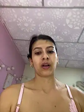 Snapshot of Lenapink19 chatting on November 14, 10:46 pm Lenapink19 online show from November 14, 10:46 pm